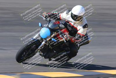 media/Nov-06-2023-Moto Forza (Mon) [[ce023d0744]]/4-Beginner Group/Session 2 (Bowl Tight Speed)/